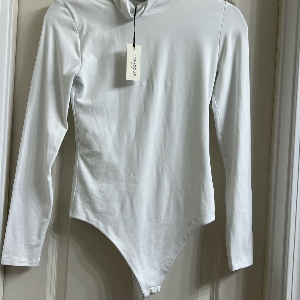 Aritzia turtle neck bodysuit